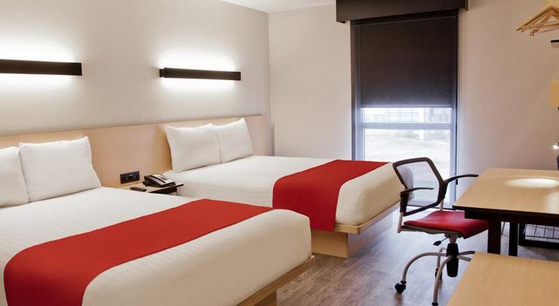 Hotel Express By Marriott Ciudad De Aeropuerto 4*